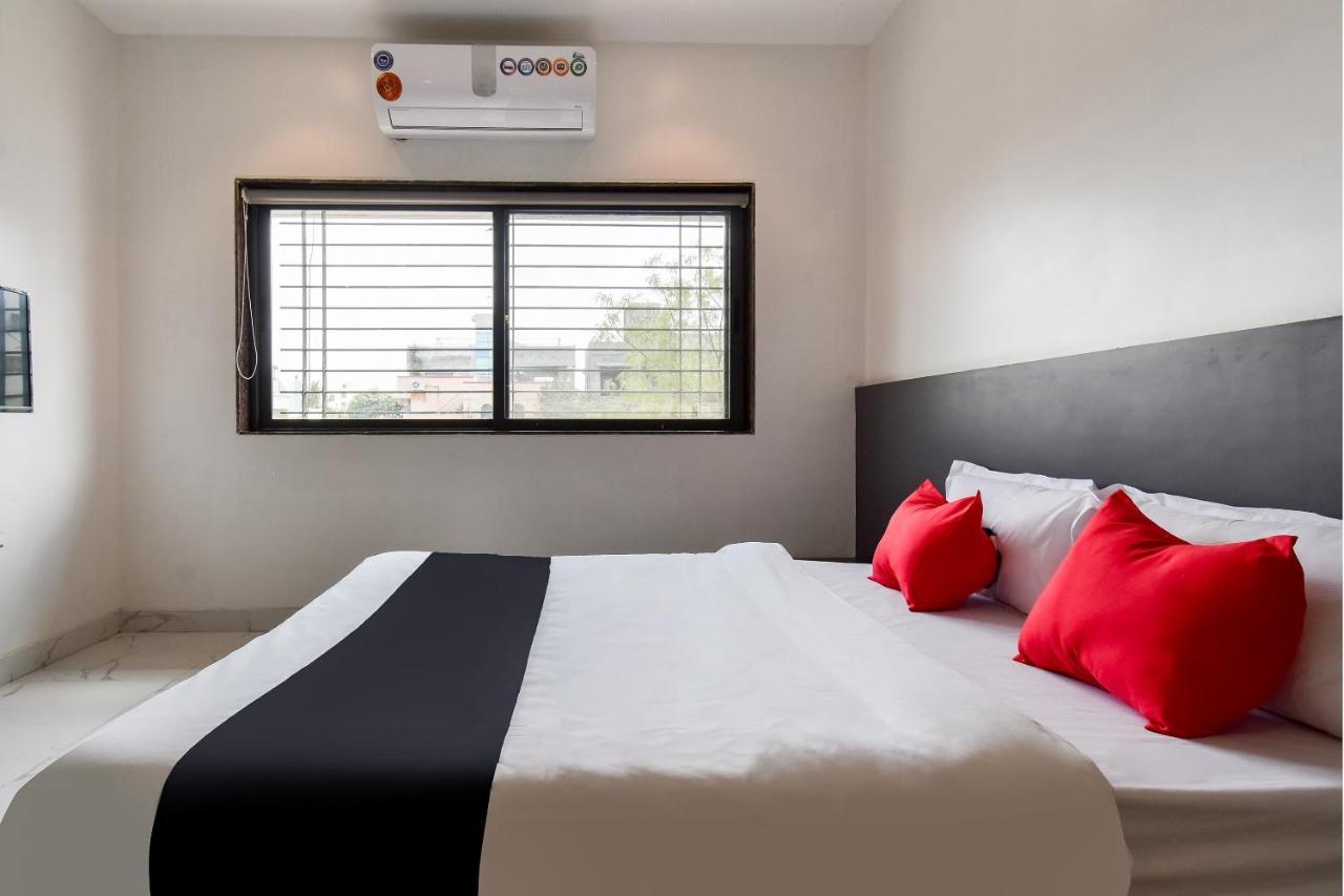 Capital O 71866 Hotel Ansh Aurangabad  Eksteriør bilde
